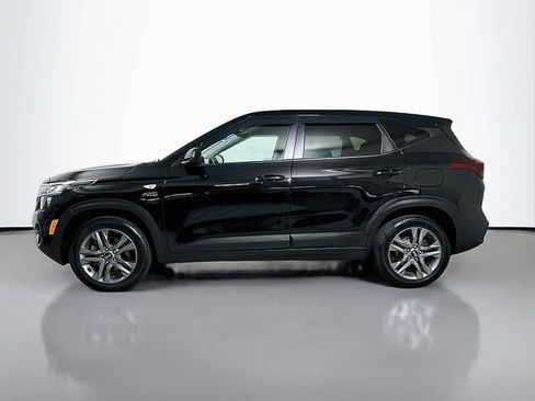 Used 2021 Kia Seltos LX AWD/4WD image 4