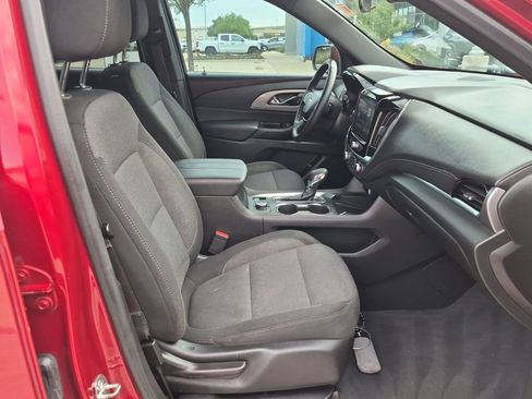 Used 2023 Chevrolet Traverse LT FWD image 24