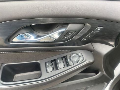 Used 2020 Chevrolet Traverse High Country w/ LPO, Floor Liner Package FWD image 22