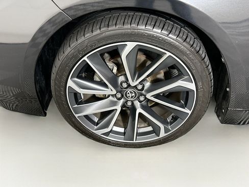 Used 2022 Toyota Corolla SE image 11