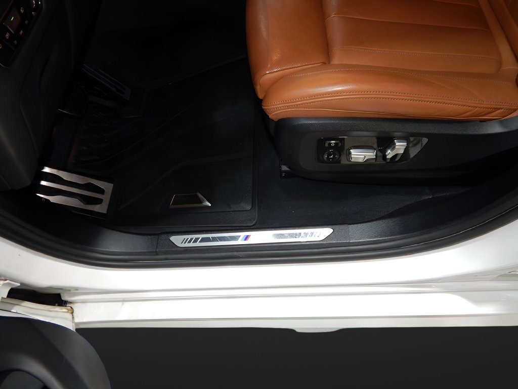 Used 2022 BMW X7 xDrive40i w/ Premium Excellence Package AWD/4WD image 10