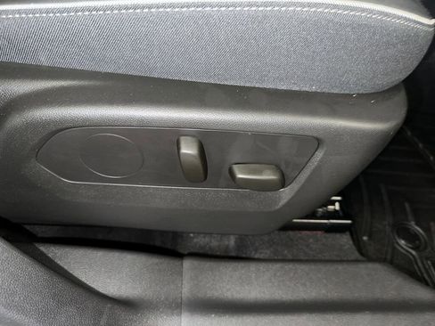 Certified 2023 Buick Envision Essence image 34