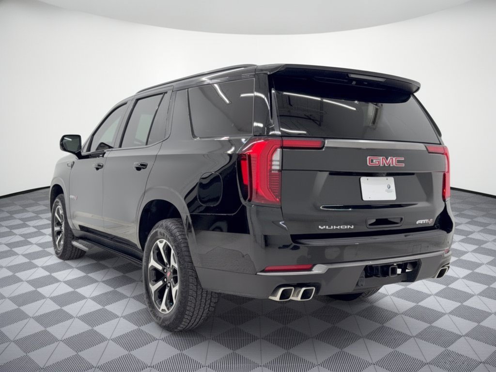 Used 2026 GMC Yukon AT4 AWD/4WD image 3
