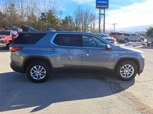 Used 2020 Chevrolet Traverse LS image 6