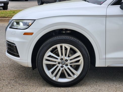 Used 2018 Audi Q5 2.0T Premium Plus w/ Premium Plus Package image 27