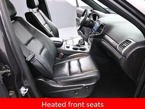 Used 2019 Jeep Grand Cherokee Limited image 17
