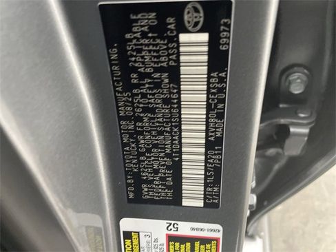 Used 2025 Toyota Camry SE image 33