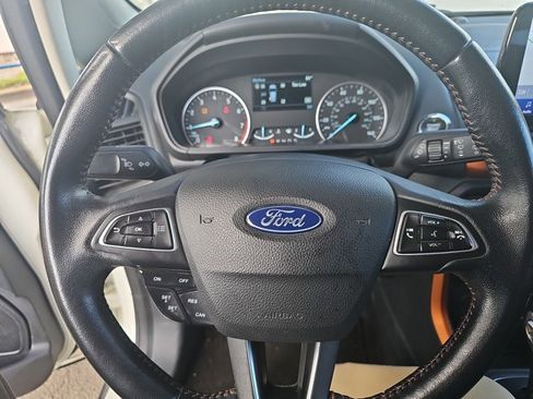 Used 2021 Ford EcoSport SE w/ SE Convenience Package image 13