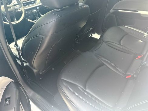 Used 2025 Jeep Compass Limited AWD/4WD image 10