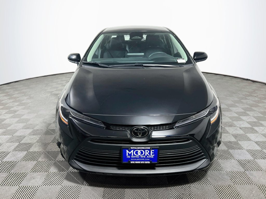 Certified 2024 Toyota Corolla LE FWD image 2