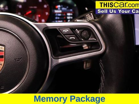 Used 2018 Porsche Macan S image 12