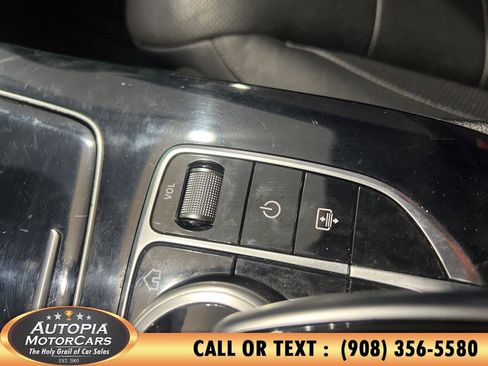 Used 2019 Mercedes-Benz E 450 4MATIC Sedan image 47