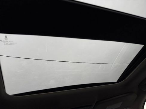 Used 2024 Mitsubishi Outlander SE image 17