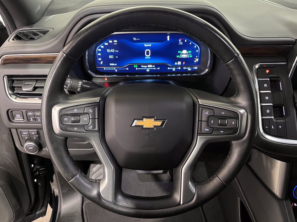 Used 2023 Chevrolet Suburban Premier AWD/4WD image 22