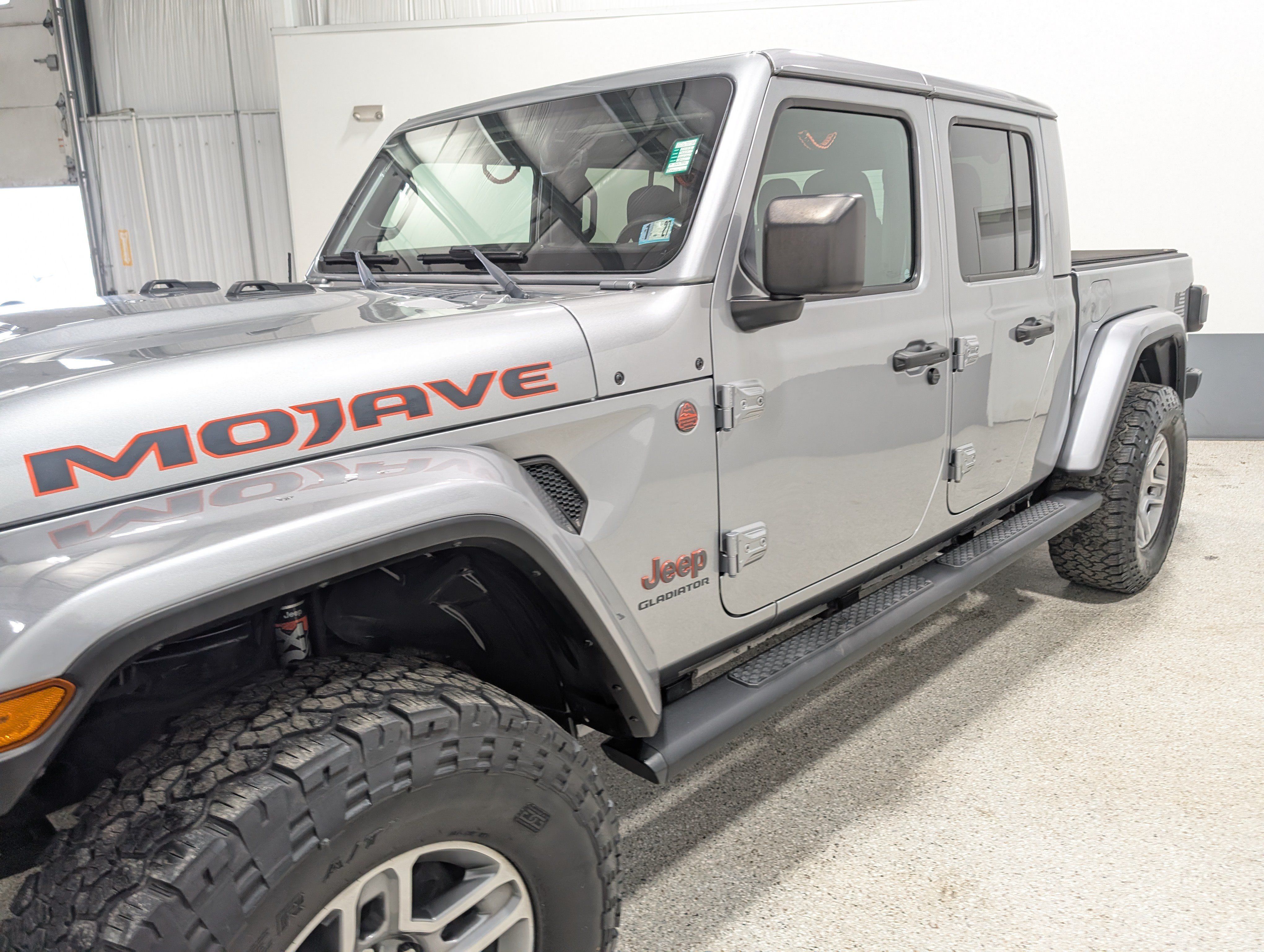 Used 2021 Jeep Gladiator Mojave AWD/4WD image 7