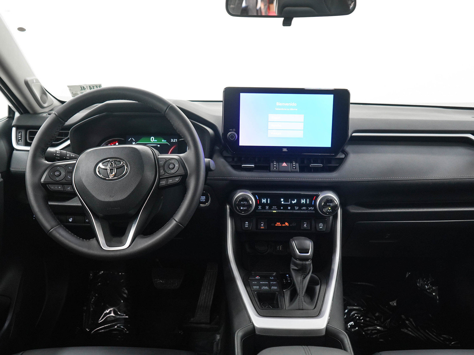 Used 2025 Toyota RAV4 XLE Premium w/ Weather Package AWD/4WD image 16