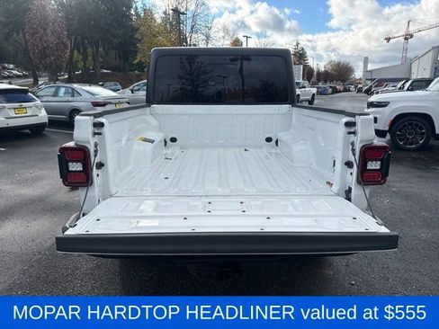 Used 2021 Jeep Gladiator Mojave image 12