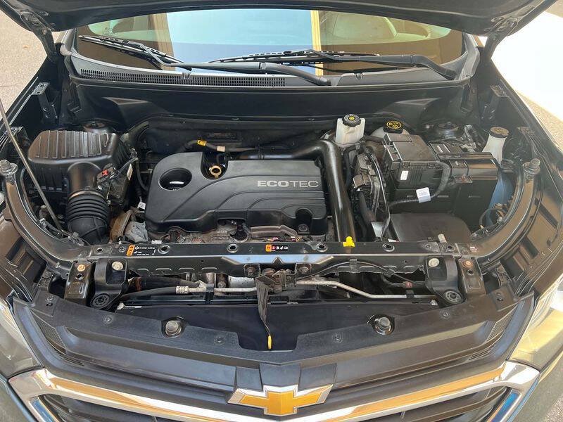 Used 2018 Chevrolet Equinox LS AWD/4WD image 37