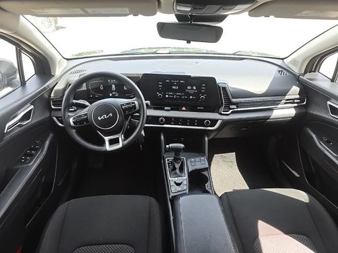 Used 2024 Kia Sportage LX AWD/4WD image 11