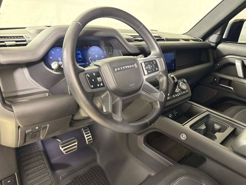 Used 2023 Land Rover Defender 110 X-Dynamic SE AWD/4WD image 21