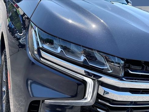 Used 2023 Chevrolet Tahoe LT w/ Luxury Package AWD/4WD image 32