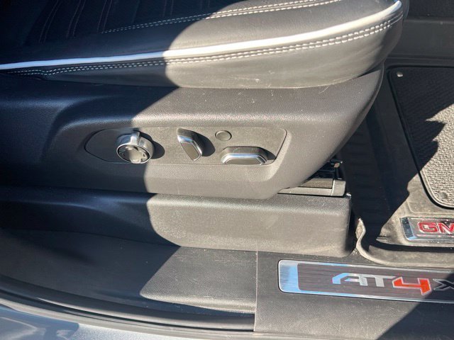 Used 2025 GMC Sierra 1500 AT4X AWD/4WD image 17
