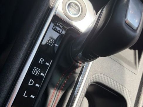 Used 2025 Nissan Sentra SR FWD image 19