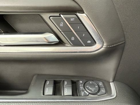 Used 2024 GMC Sierra 2500 Denali w/ Denali Reserve Package image 13