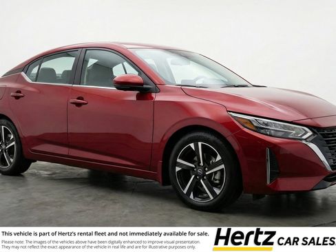 Used 2025 Nissan Sentra SV image 1