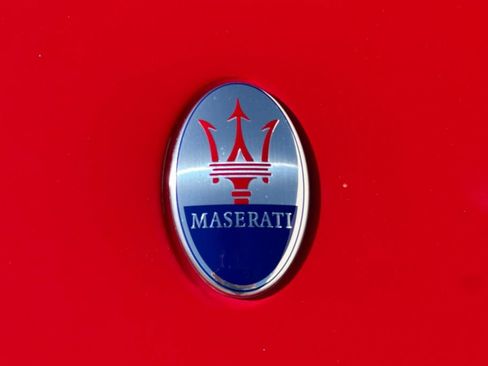 Used 2016 Maserati GranTurismo Sport RWD image 25