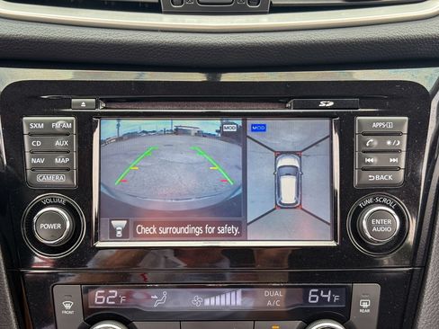 Used 2015 Nissan Rogue SL w/ SL Premium Package FWD image 22