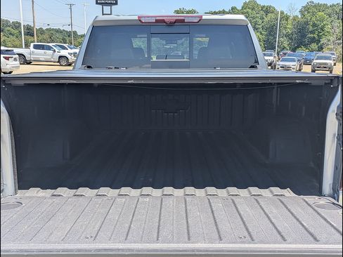 Used 2023 Chevrolet Silverado 1500 LTZ w/ Technology Package AWD/4WD image 14
