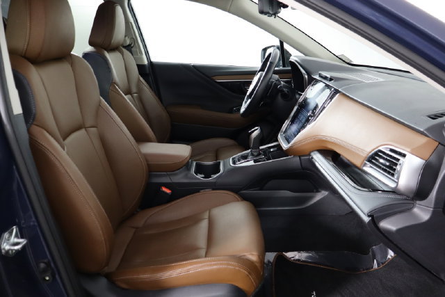 Used 2023 Subaru Outback Touring AWD/4WD image 17