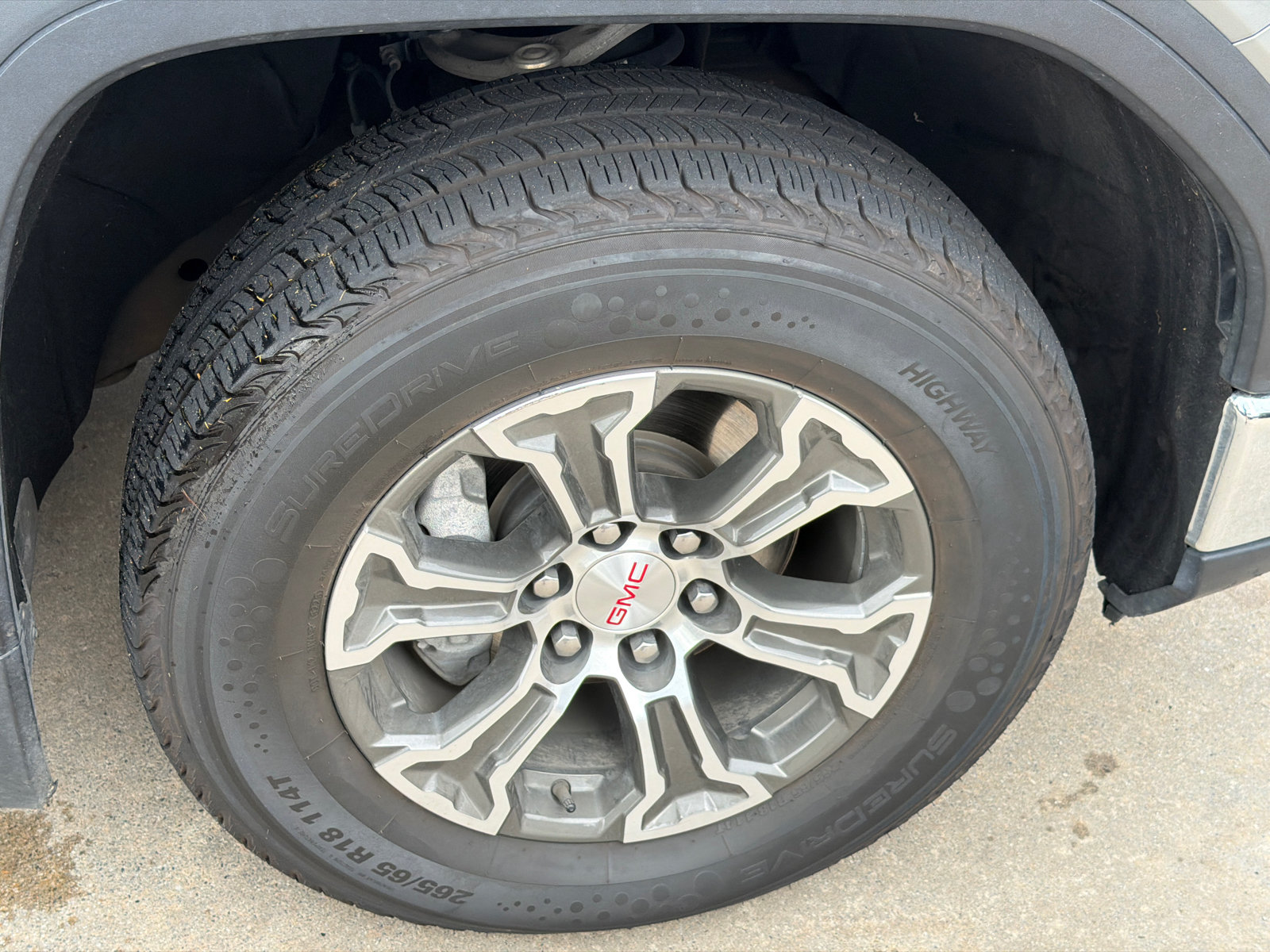 Used 2025 GMC Sierra 1500 SLT AWD/4WD image 15