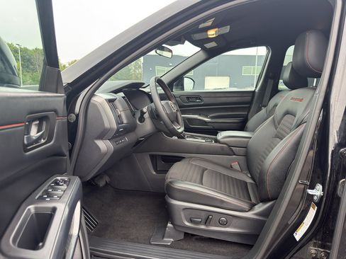 Certified 2026 Nissan Pathfinder Rock Creek AWD/4WD image 11