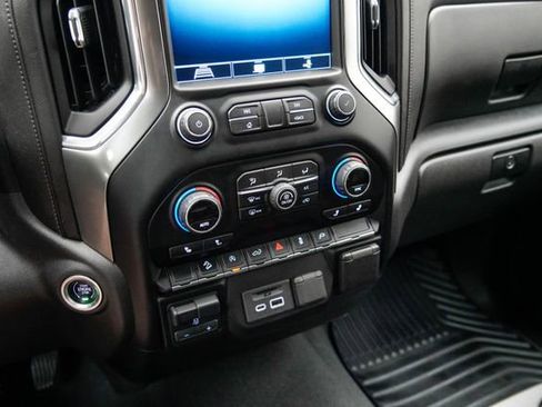 Used 2020 Chevrolet Silverado 1500 LT w/ All-Star Edition AWD/4WD image 30