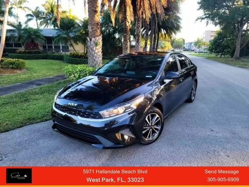 Used 2024 Kia Forte LXS FWD image 1