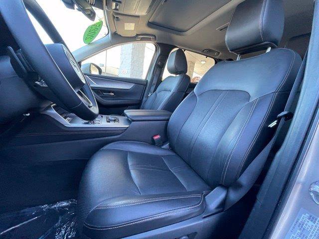 Used 2025 MAZDA CX-90 3.3 Turbo w/ Preferred Package AWD/4WD image 12