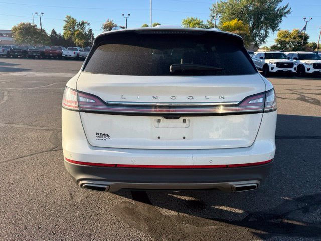 Used 2022 Lincoln Nautilus Reserve w/ Equipment Group 201A FWD image 9