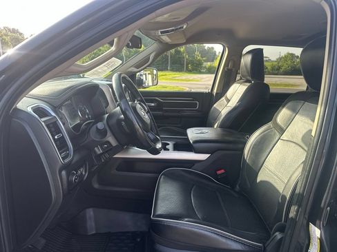Used 2022 RAM 3500 Laramie AWD/4WD image 17