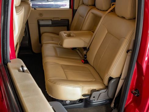 Used 2015 Ford F350 Lariat w/ Lariat Interior Package image 38