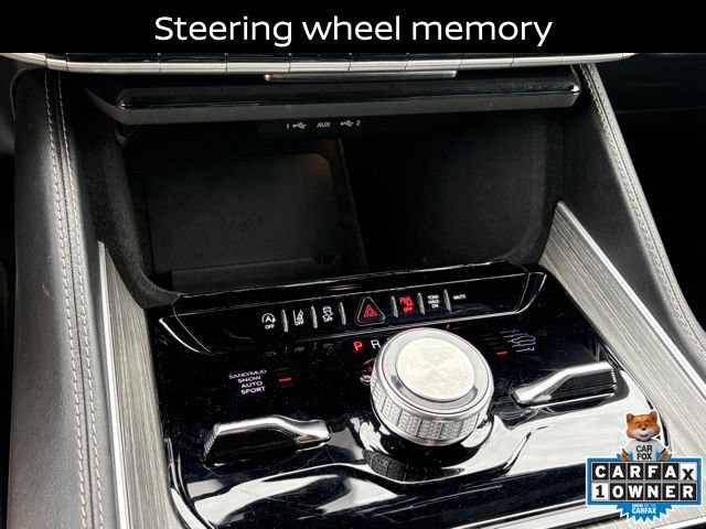 Used 2024 Jeep Wagoneer Series III AWD/4WD image 19