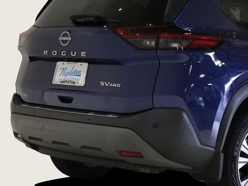 Used 2022 Nissan Rogue SV image 7