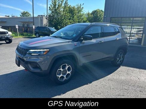 Certified 2022 Jeep Compass Trailhawk w/ Trailhawk Elite Group AWD/4WD image 9