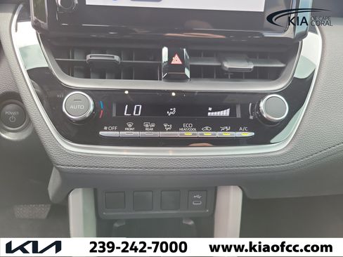 Used 2024 Toyota Corolla Cross AWD Hybrid image 24