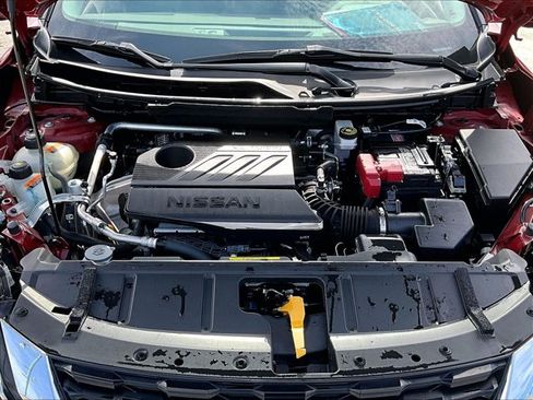 Used 2023 Nissan Rogue S FWD image 11