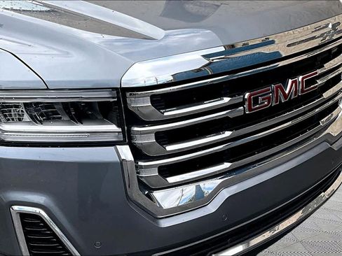 Used 2021 GMC Acadia SLT w/ LPO, Floor Liner Package FWD image 30