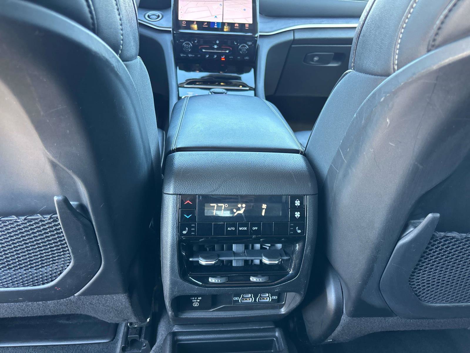 Used 2022 Jeep Grand Cherokee L Limited AWD/4WD image 11