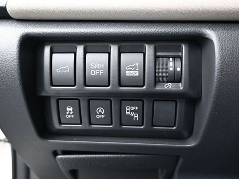 Used 2023 Subaru Forester Limited image 10