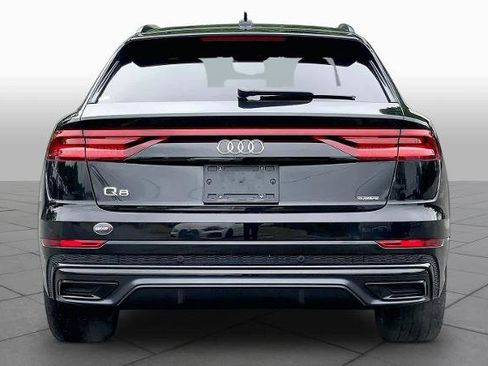 Used 2023 Audi Q8 Prestige AWD/4WD image 5